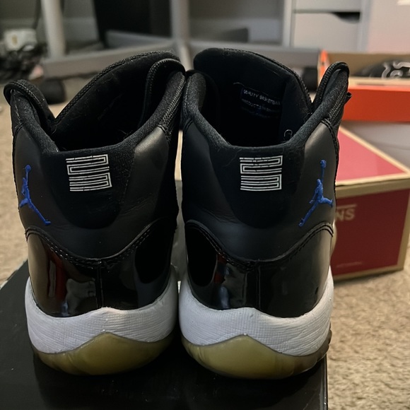 Jordan 11 Space Jam 2009 size 5.5Y (7 womens) - Picture 4 of 6